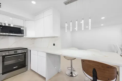 160 Brittany Delray Beach FL 33446
