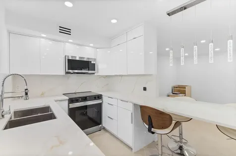 160 Brittany Delray Beach FL 33446