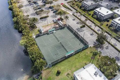 160 Brittany Delray Beach FL 33446