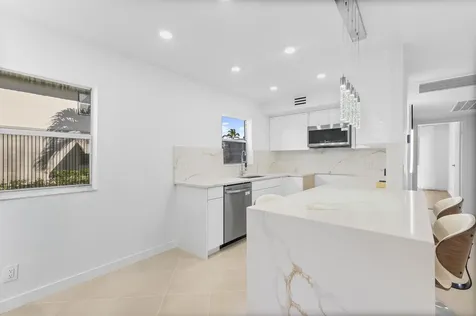 160 Brittany Delray Beach FL 33446