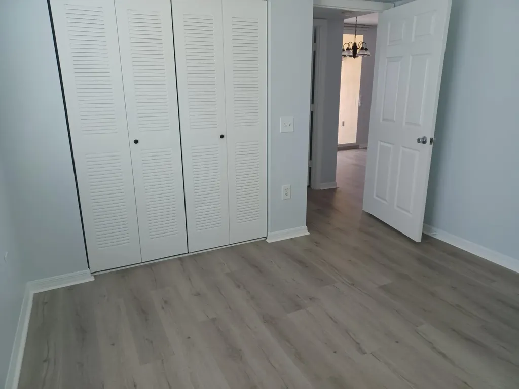 215 Villa Circle Boynton Beach FL 33435
