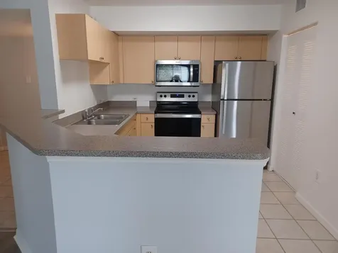 215 Villa Circle Boynton Beach FL 33435