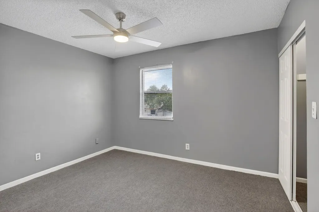 7721 NW 42nd Court Hollywood FL 33024