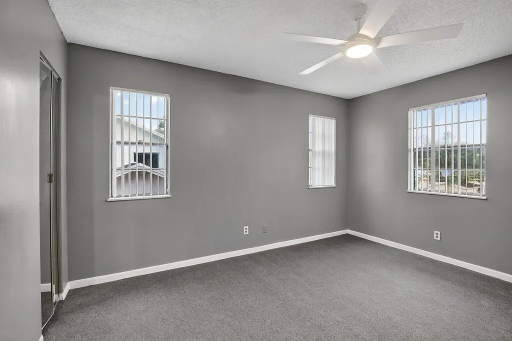 7721 NW 42nd Court Hollywood FL 33024