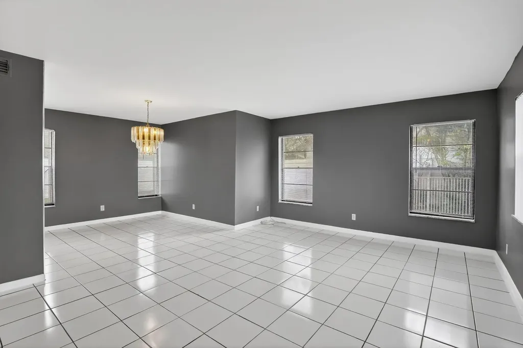 7721 NW 42nd Court Hollywood FL 33024