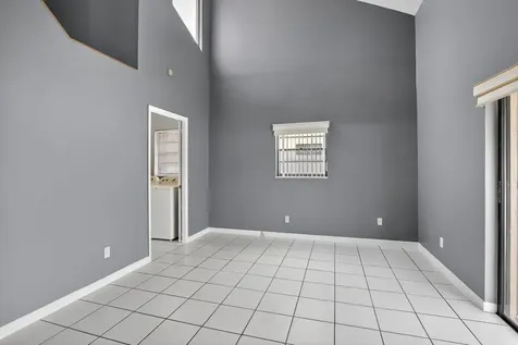 7721 NW 42nd Court Hollywood FL 33024