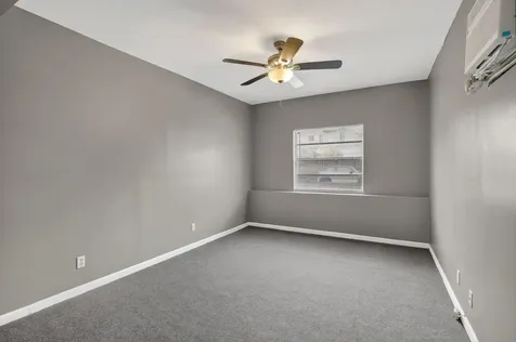 7721 NW 42nd Court Hollywood FL 33024