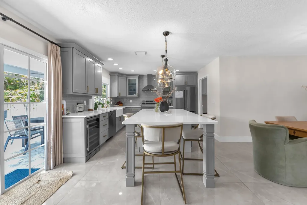 10734 NW 20th Drive Coral Springs FL 33071