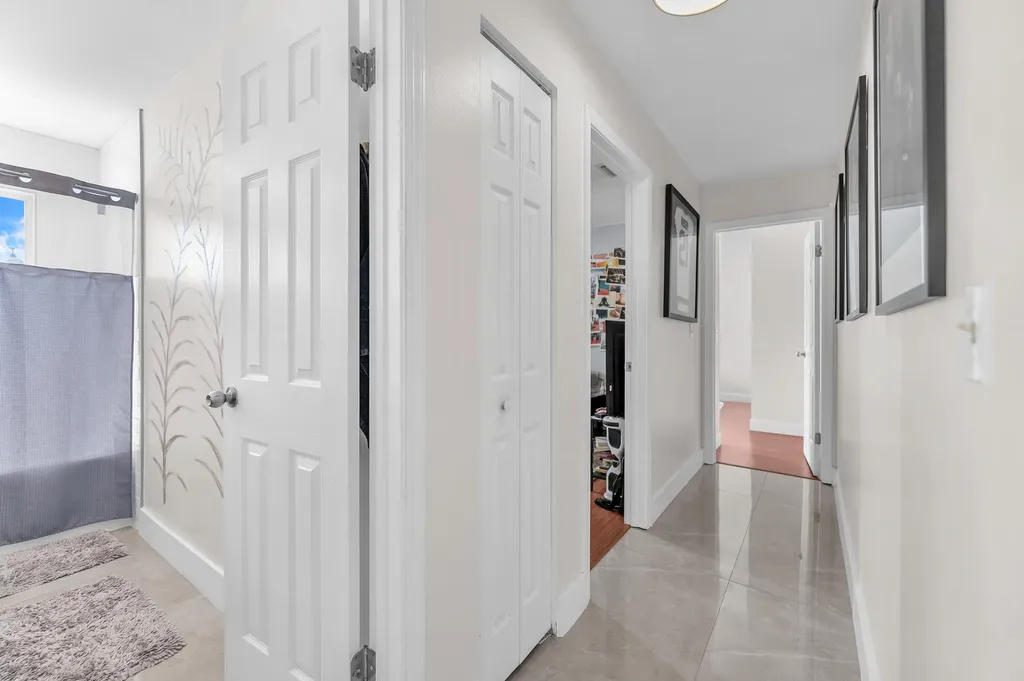 10734 NW 20th Drive Coral Springs FL 33071