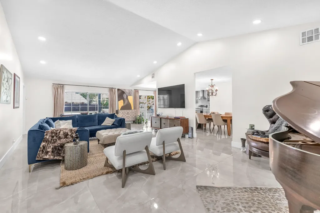 10734 NW 20th Drive Coral Springs FL 33071