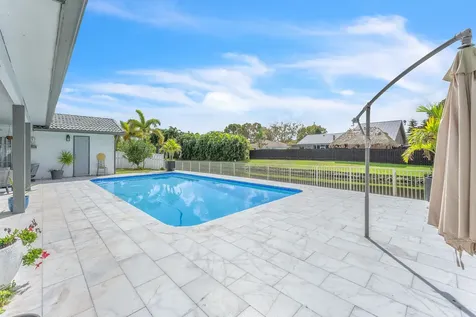 10734 NW 20th Drive Coral Springs FL 33071