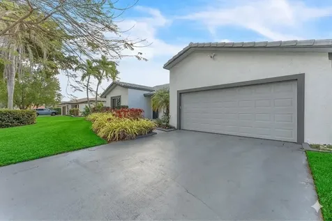 10734 NW 20th Drive Coral Springs FL 33071