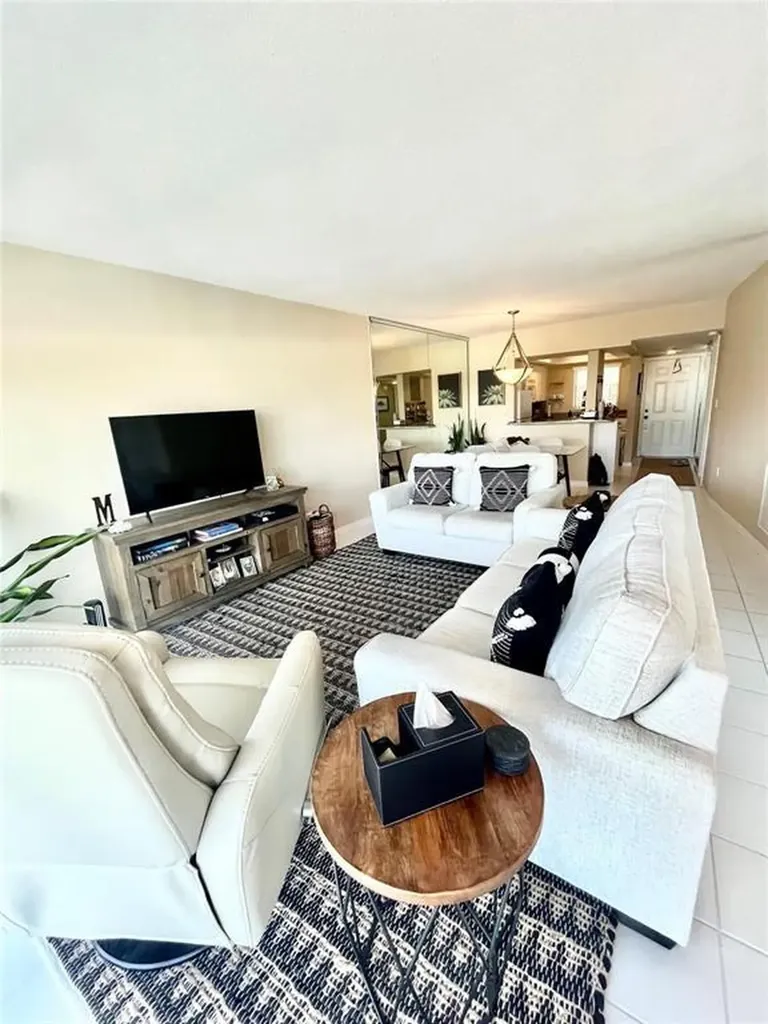 140 NE 28th Avenue Pompano Beach FL 33062