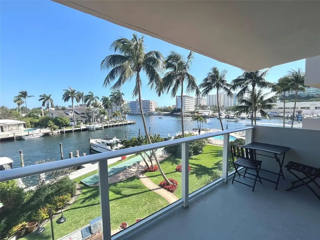 140 NE 28th Avenue Pompano Beach FL 33062