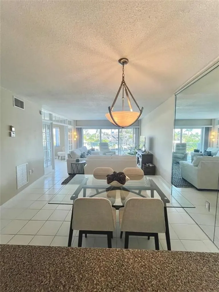 140 NE 28th Avenue Pompano Beach FL 33062