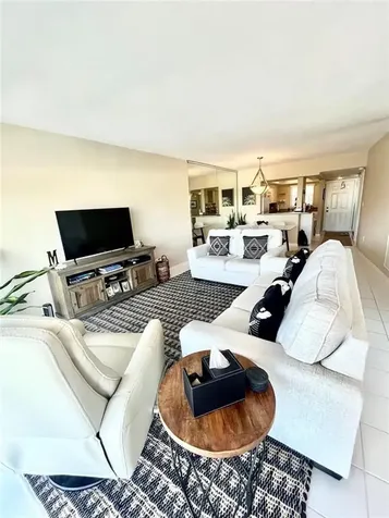 140 NE 28th Avenue Pompano Beach FL 33062