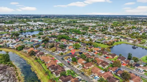 9721 W Daffodil Lane Miramar FL 33025