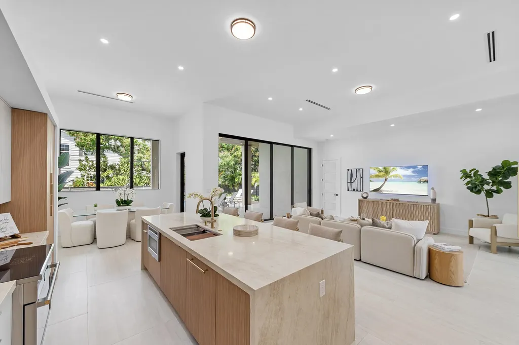 801 SE 6th Court Fort Lauderdale FL 33301