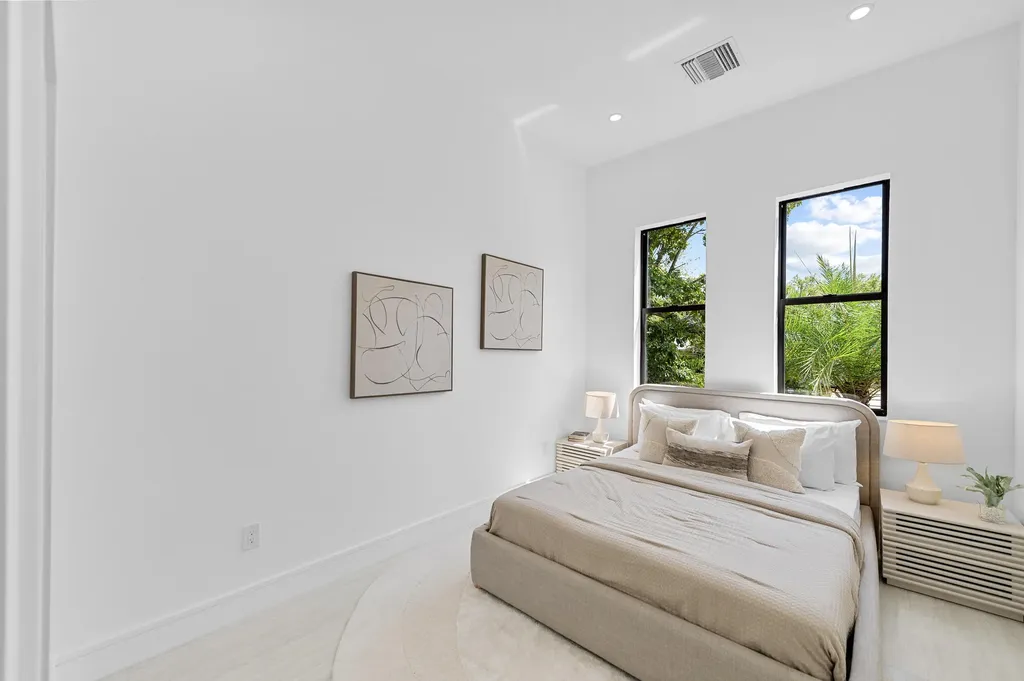 801 SE 6th Court Fort Lauderdale FL 33301