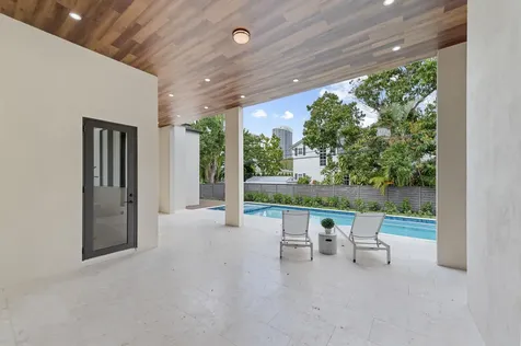 801 SE 6th Court Fort Lauderdale FL 33301