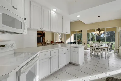 8337 SE Angelina Court Hobe Sound FL 33455