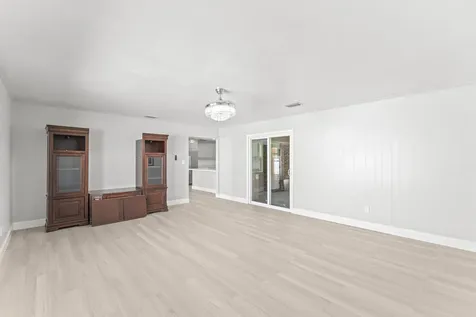 534 E Del Monte Avenue Clewiston FL 33440