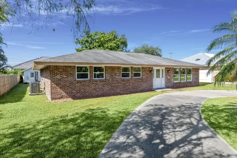 534 E Del Monte Avenue Clewiston FL 33440