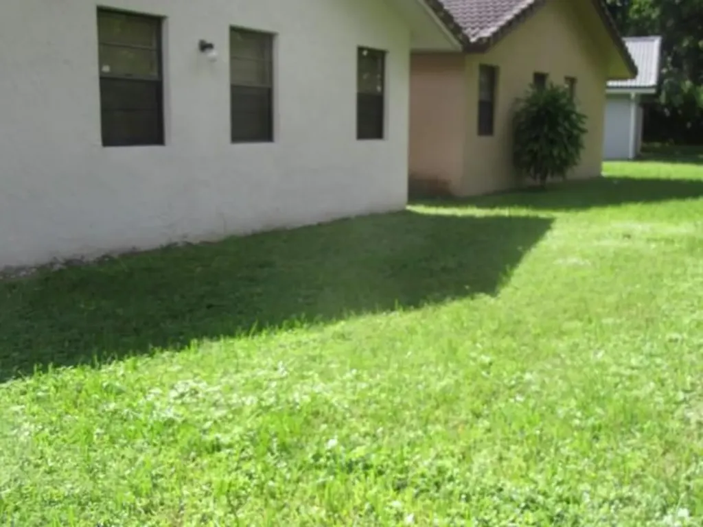 1722 NW 93rd Terrace Coral Springs FL 33071