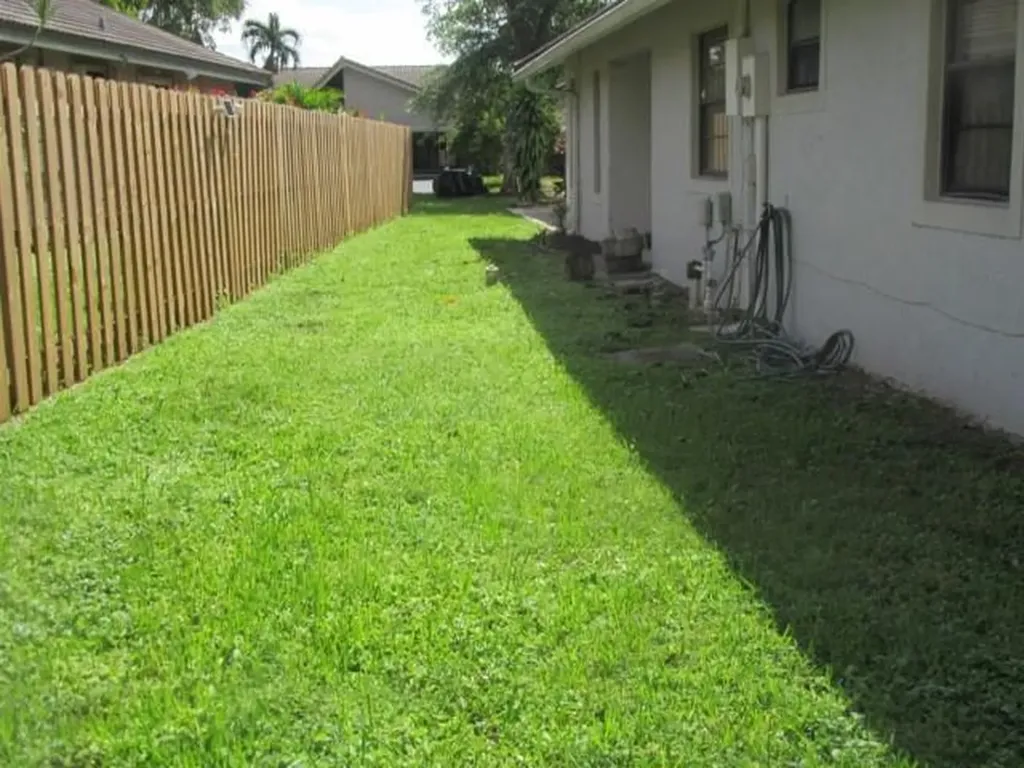 1722 NW 93rd Terrace Coral Springs FL 33071
