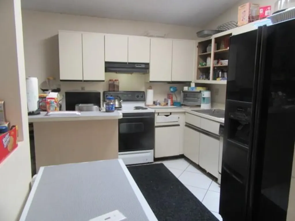 1722 NW 93rd Terrace Coral Springs FL 33071