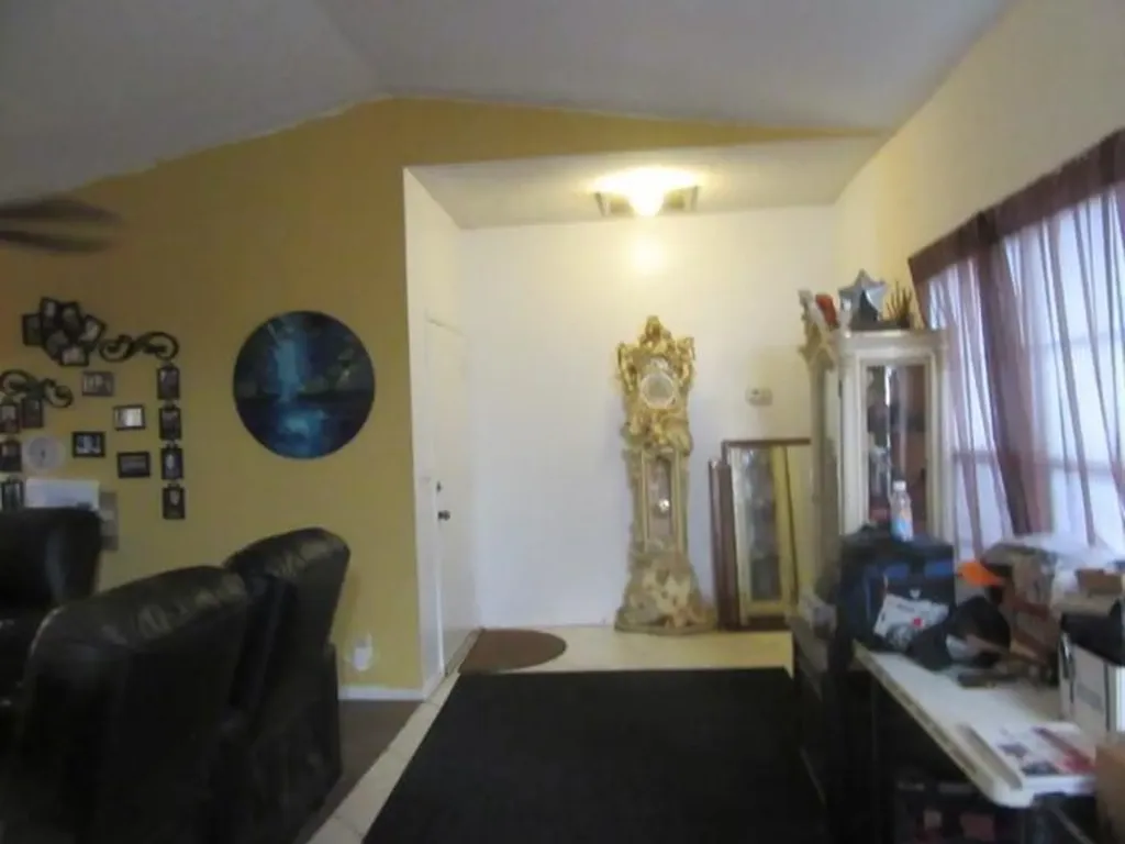 1722 NW 93rd Terrace Coral Springs FL 33071