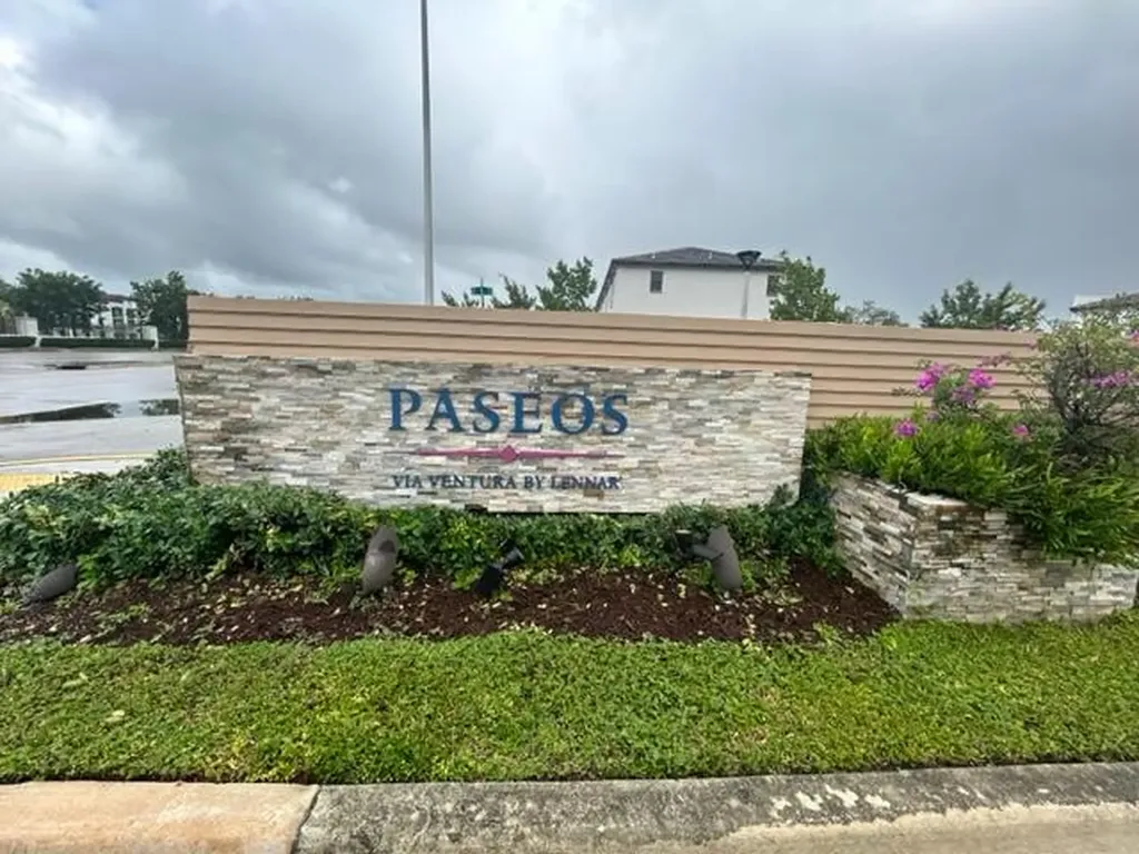 20623 NE 7th Place North Miami Beach FL 33179