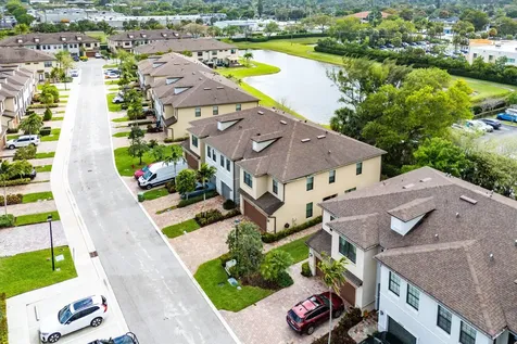 2345 Byron Street Palm Springs FL 33406