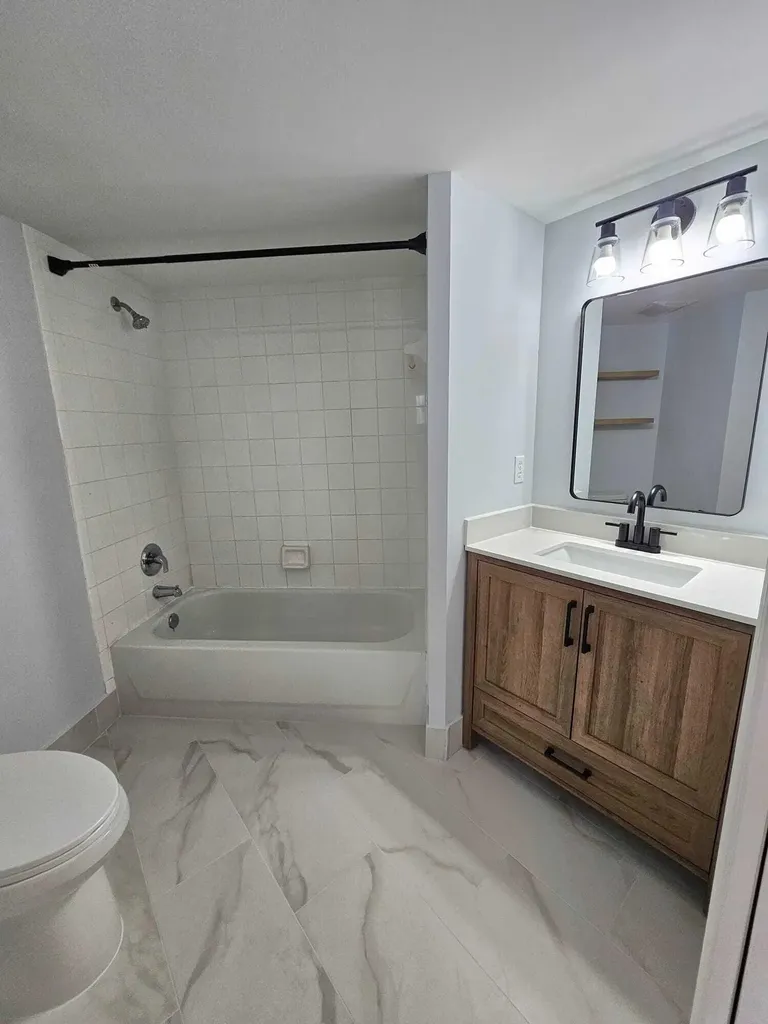 1100 S Crestwood Court S Royal Palm Beach FL 33411