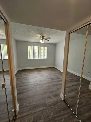 1100 S Crestwood Court S Royal Palm Beach FL 33411