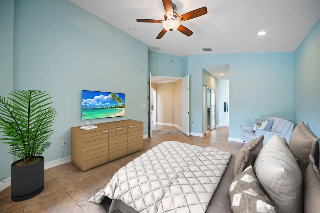 8445 Phoenician Court Davie FL 33328