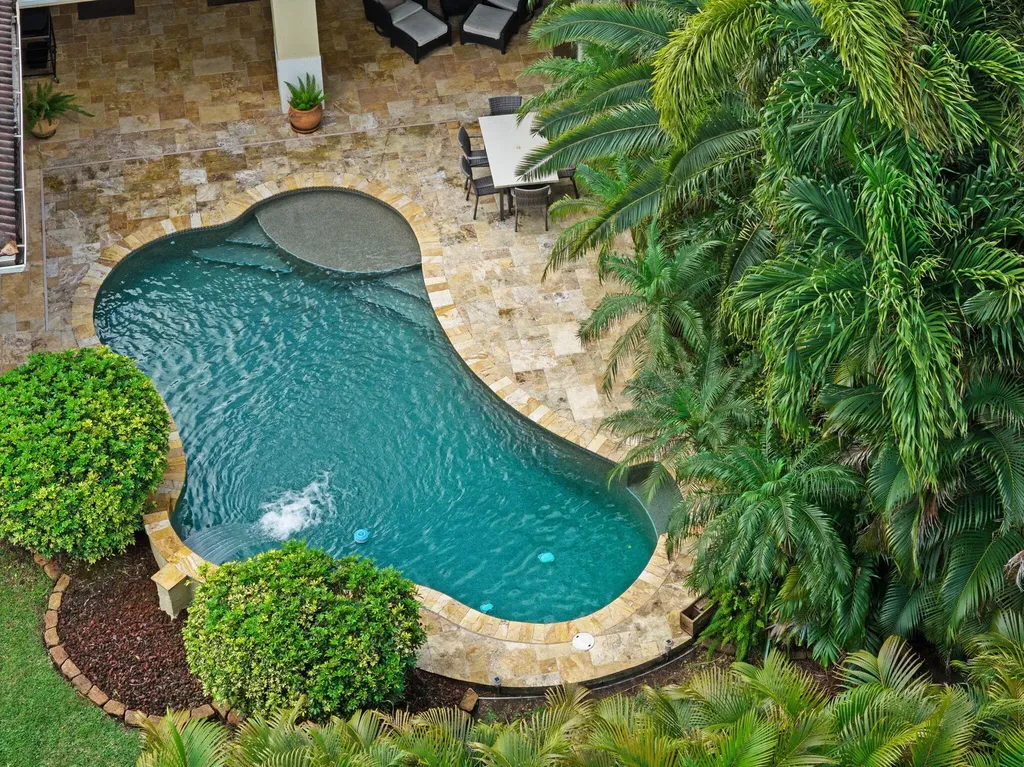 8445 Phoenician Court Davie FL 33328