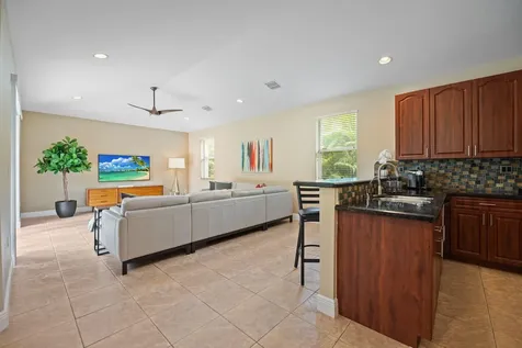 8445 Phoenician Court Davie FL 33328