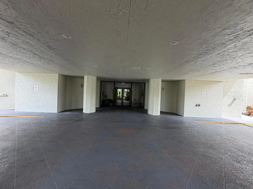 6463 La Costa Drive Boca Raton FL 33433