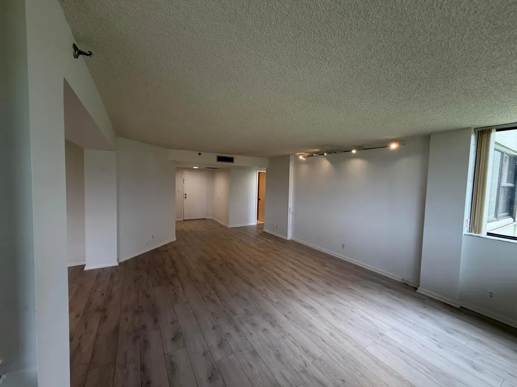 6463 La Costa Drive Boca Raton FL 33433