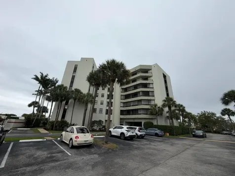 6463 La Costa Drive Boca Raton FL 33433