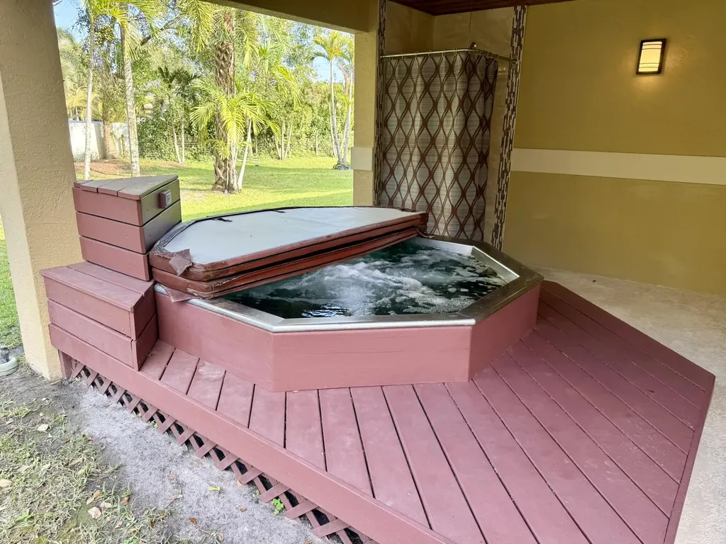 12263 Sandy Run Jupiter FL 33478