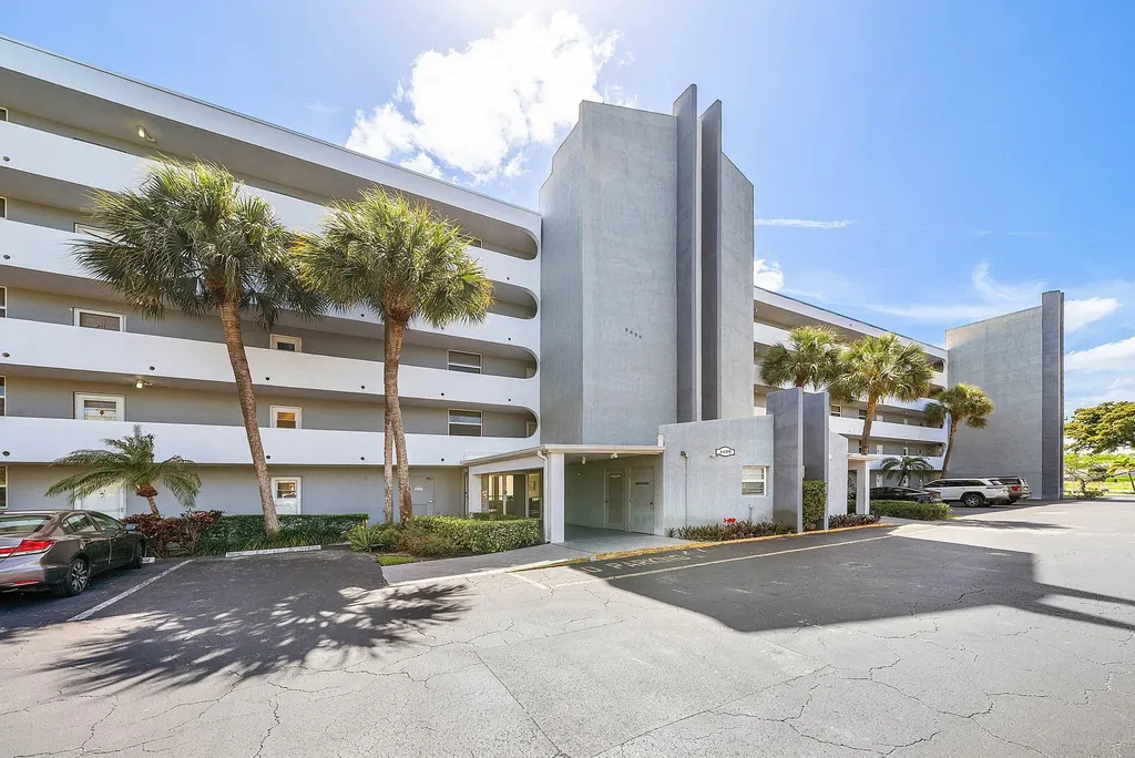 6699 NW 2nd Avenue Boca Raton FL 33487