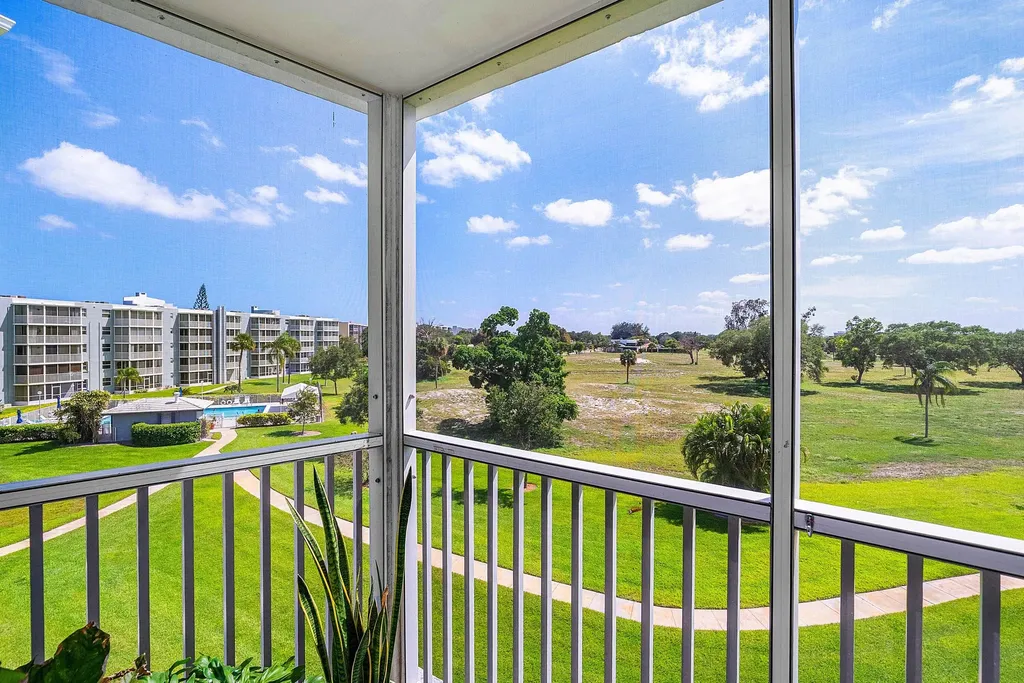 6699 NW 2nd Avenue Boca Raton FL 33487