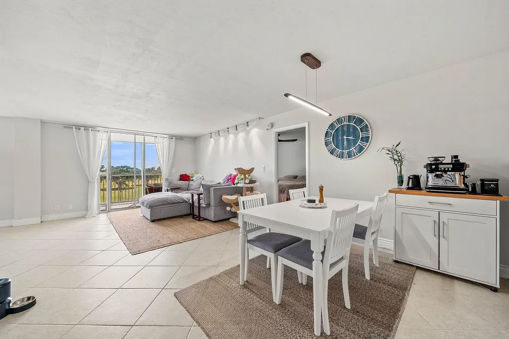 6699 NW 2nd Avenue Boca Raton FL 33487