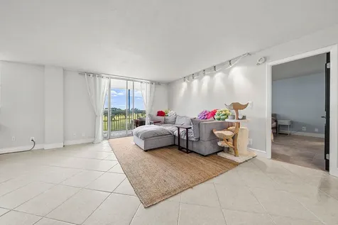6699 NW 2nd Avenue Boca Raton FL 33487