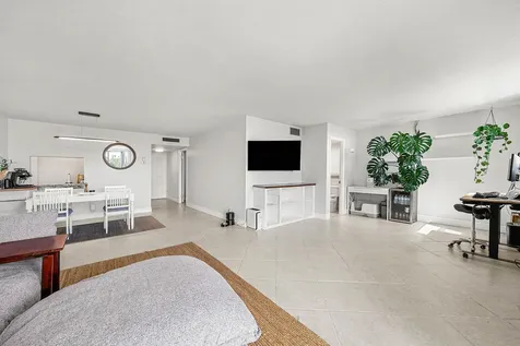 6699 NW 2nd Avenue Boca Raton FL 33487