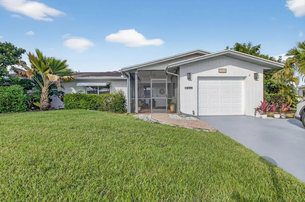 13647 Whippet Way W Delray Beach FL 33484