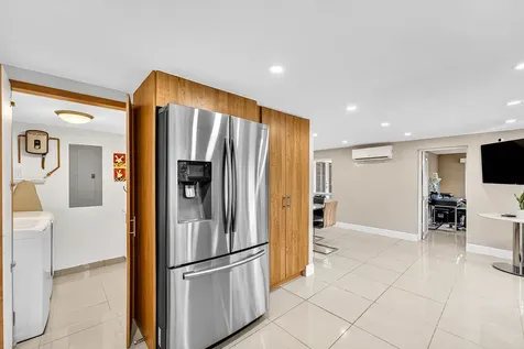590 NW 126th Street North Miami FL 33168