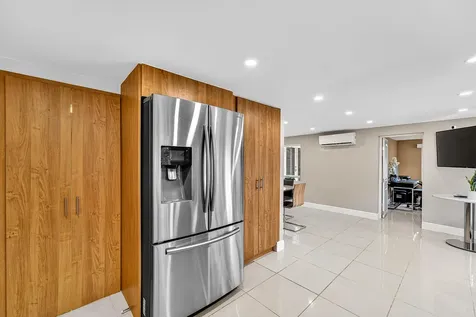 590 NW 126th Street North Miami FL 33168